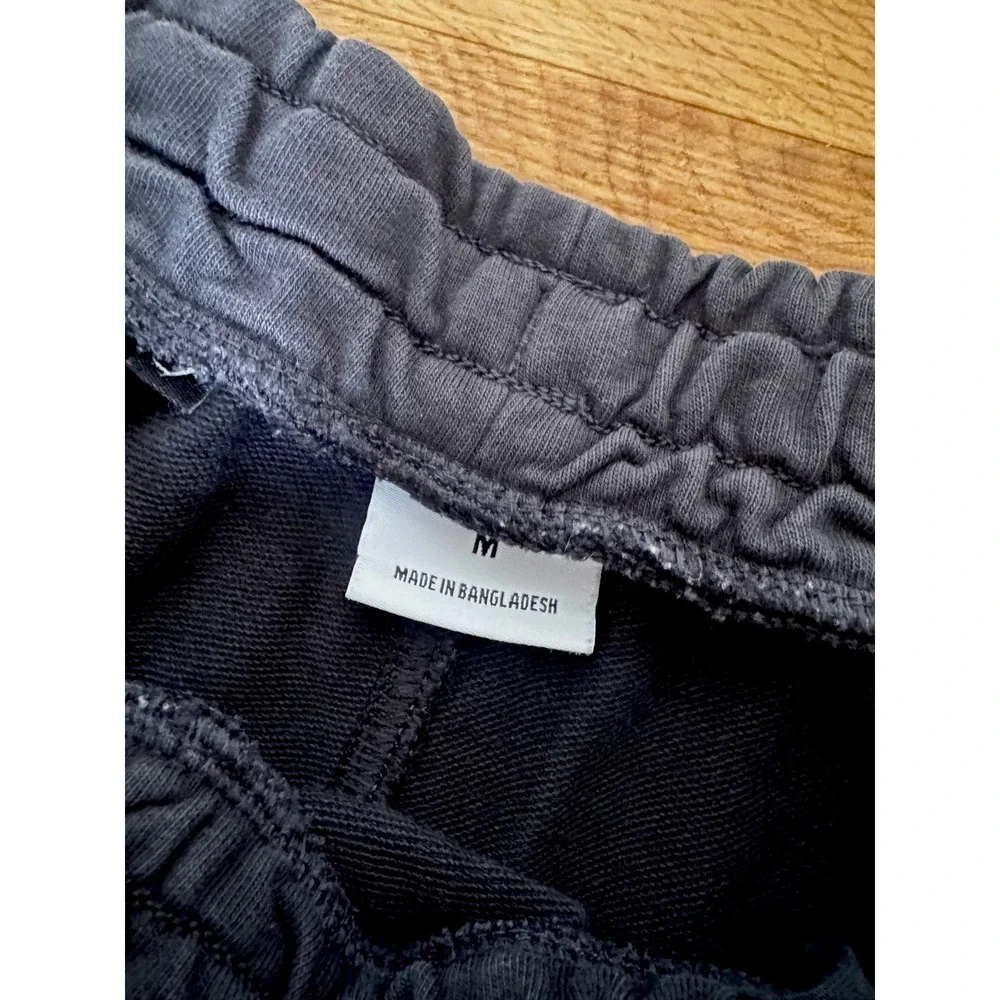 Gymshark Mens Crest Joggers Black Medium Sweatpants Training Gym Activewear